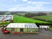 Gary Avison Sprayers - Warehouse