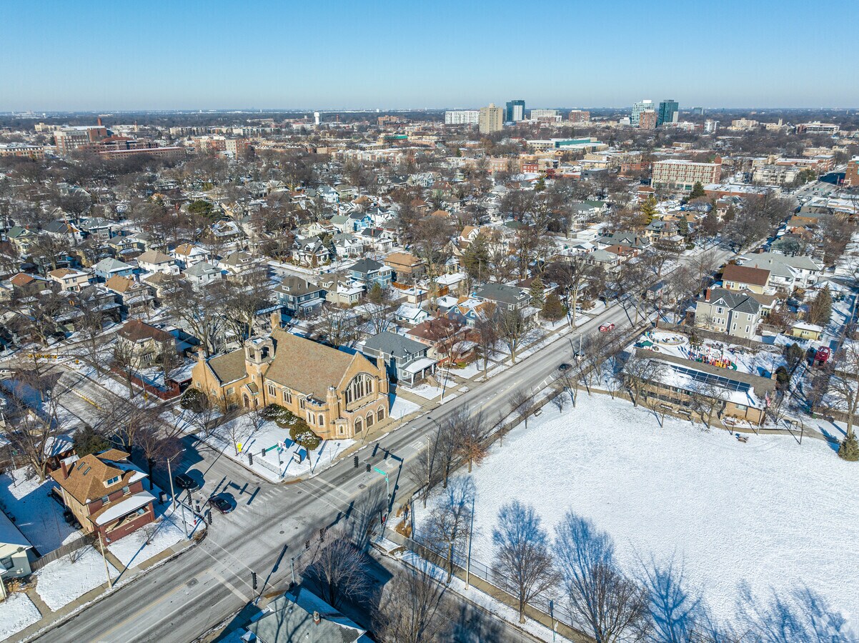 641 S Oak Park Ave, Oak Park, IL 60304 | LoopNet