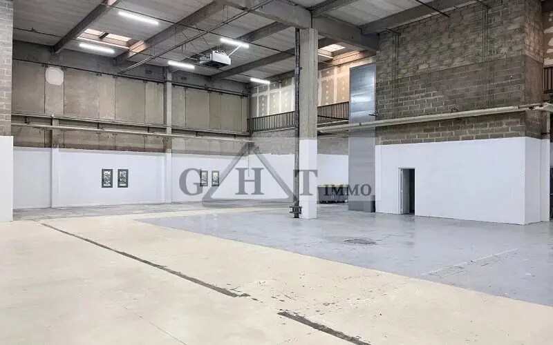 Industrial in Sarcelles for lease - Interior Photo - Image 3 of 6