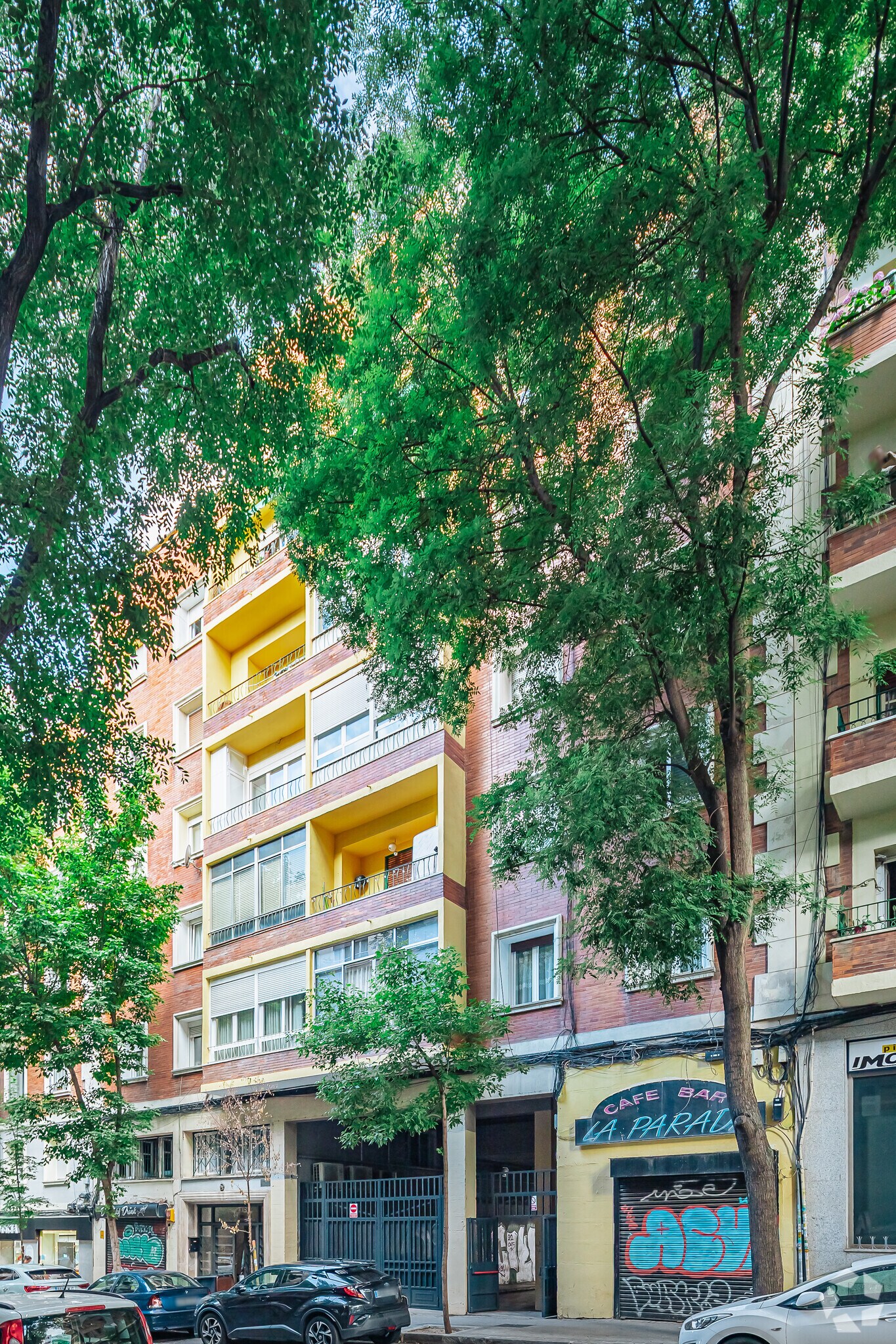 Calle de Rafael de Riego, 34, Madrid, Madrid for sale Primary Photo- Image 1 of 1