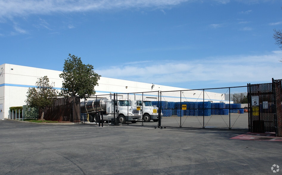 7480 Las Positas Rd, Livermore, CA for lease - Building Photo - Image 3 of 5