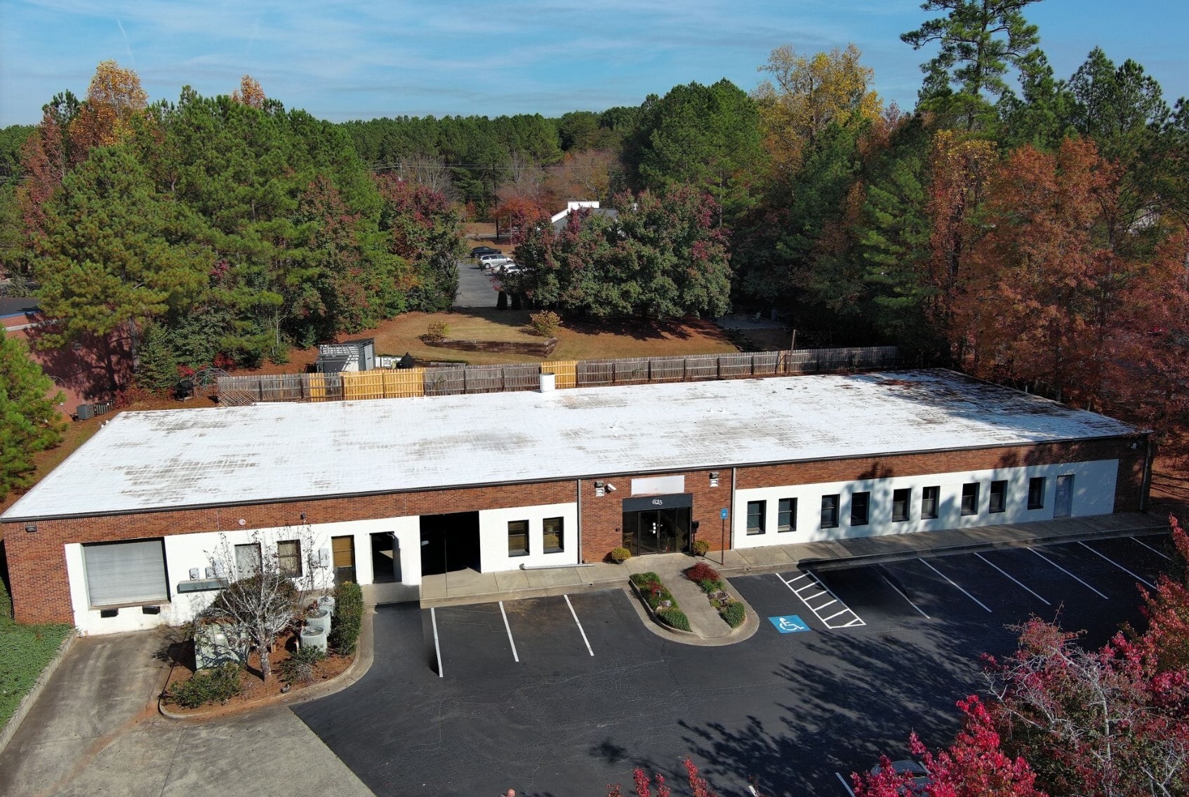 625 Hembree Pky, Roswell, GA for sale Building Photo- Image 1 of 6