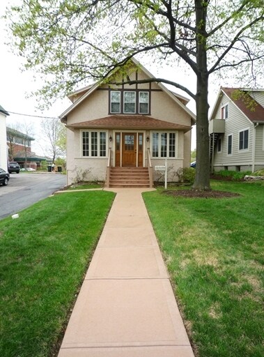 124 W Monroe Ave, Kirkwood, MO for sale Primary Photo- Image 1 of 1