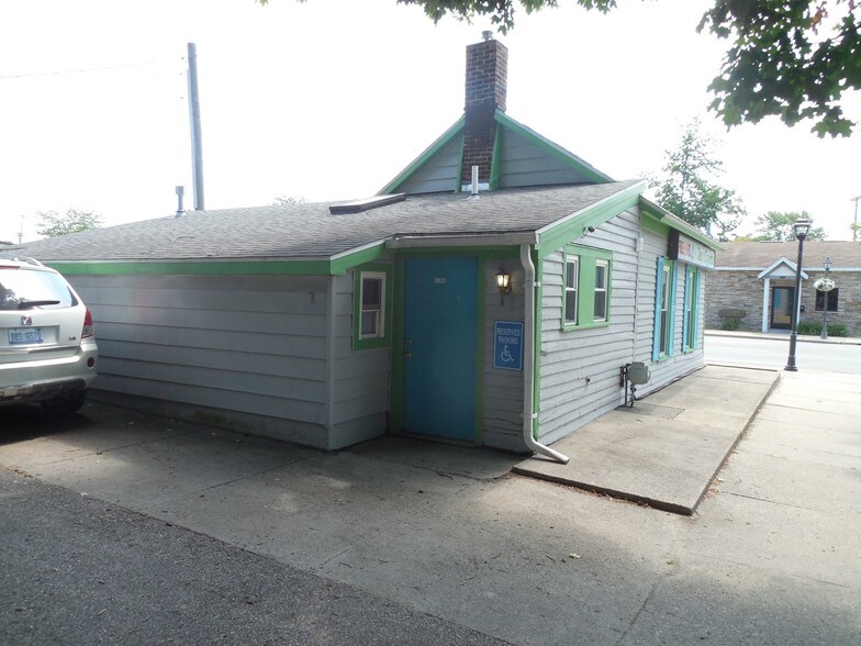 258 S State St, Caro, MI for sale - Building Photo - Image 1 of 1