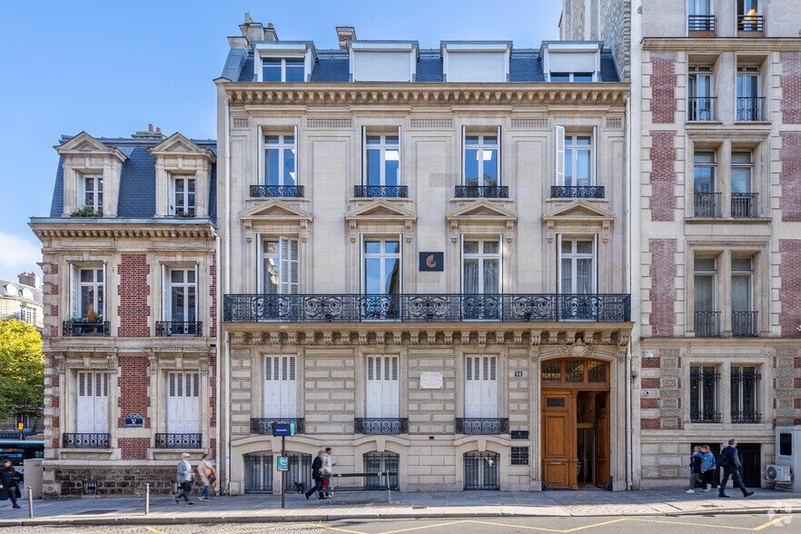 94 Rue De Courcelles, Paris for lease - Primary Photo - Image 1 of 22