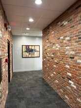 4476 Main St, Amherst, NY for lease Lobby- Image 2 of 5