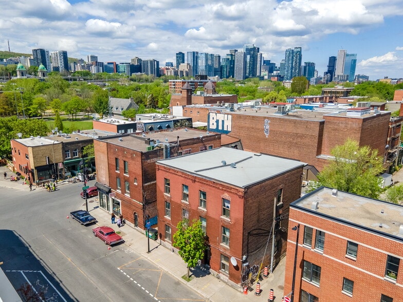 2504-2518 Notre-Dame W, Montréal, QC for sale - Building Photo - Image 2 of 9