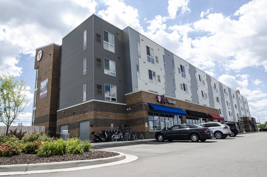 1024-1030 Trowbridge Rd, East Lansing, MI for sale - Building Photo - Image 1 of 1