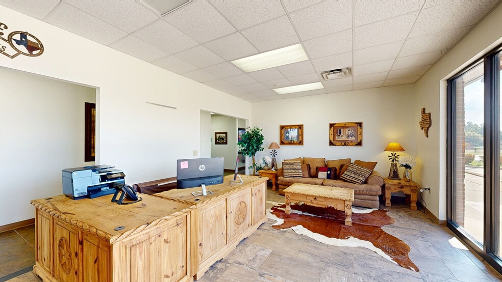 851 W Harrison Rd, Longview, TX for lease - Matterport 3D Scan - Image 2 of 24