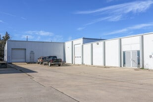 3910 N Frisco Rd, Sherman TX - Warehouse