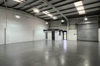 Colvilles Park, East Kilbride for lease Interior Photo- Image 2 of 4