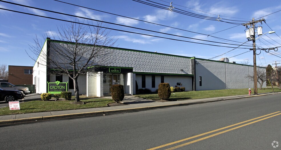 195 Anderson Ave, Moonachie, NJ 07074