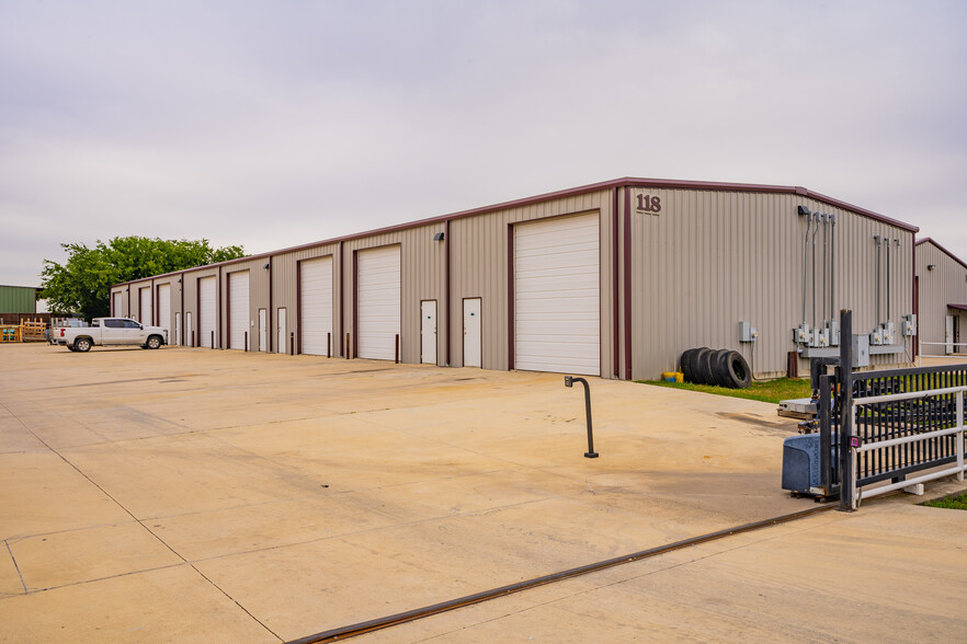 113 METROTEX, Haslet, TX for lease - Building Photo - Image 3 of 30