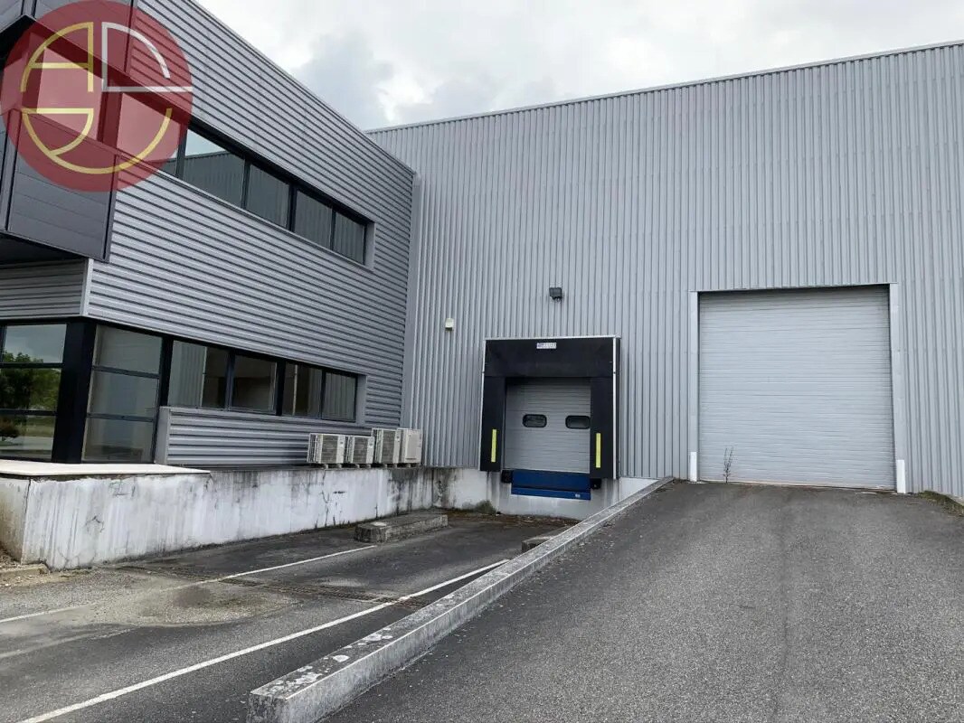 Industrial in CASTELNAU-D'ESTRETEFONDS for lease Building Photo- Image 1 of 8