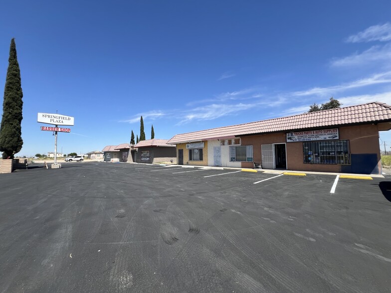 12016-12020 Air Expressway Blvd, Adelanto, CA for sale - Building Photo - Image 1 of 30