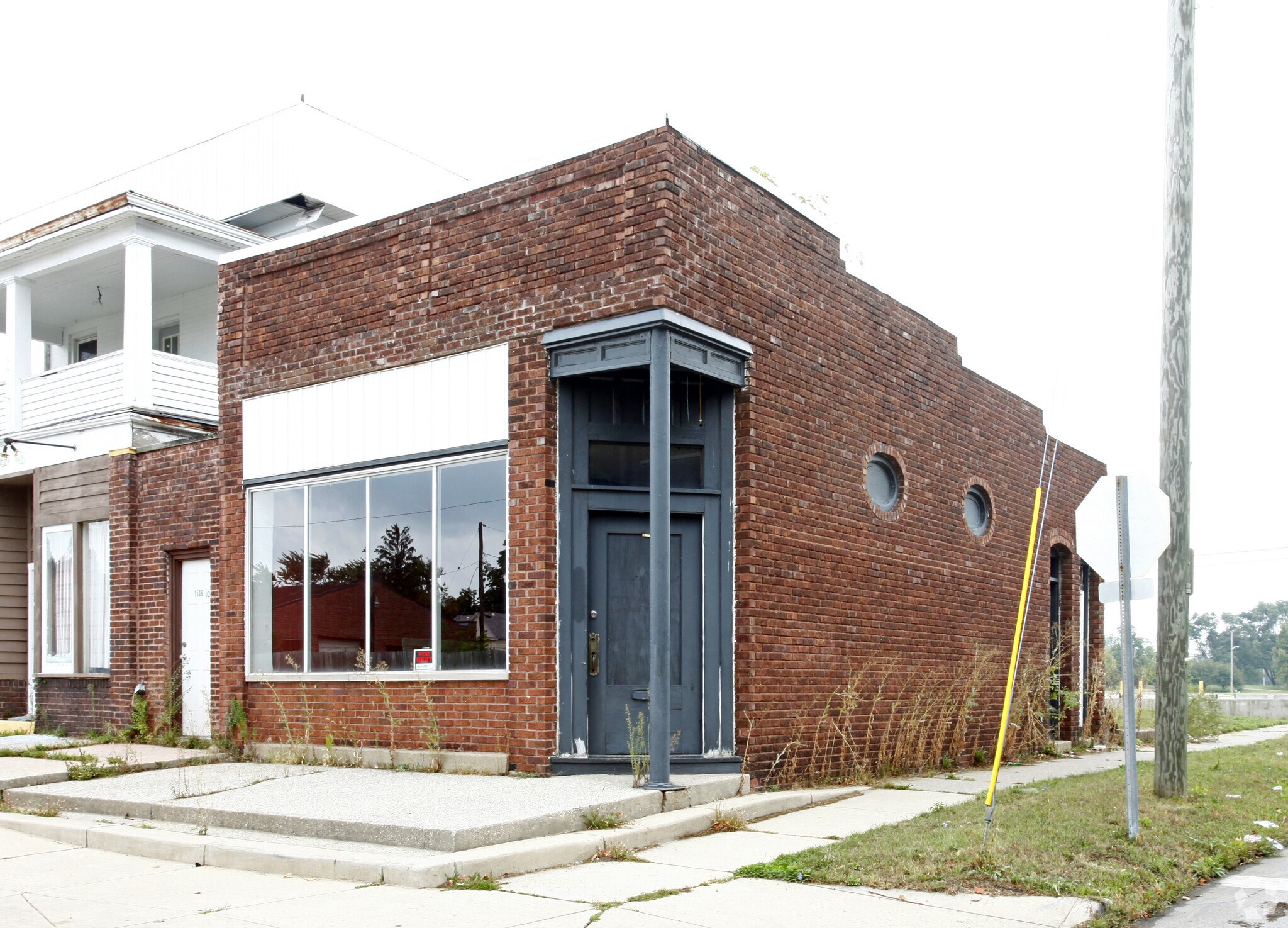 1502 N Harrison, Fort Wayne, IN for sale Primary Photo- Image 1 of 1