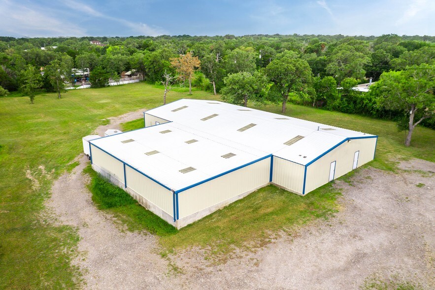 181 W State Highway 21, Cedar Creek, TX for sale - Primary Photo - Image 1 of 1