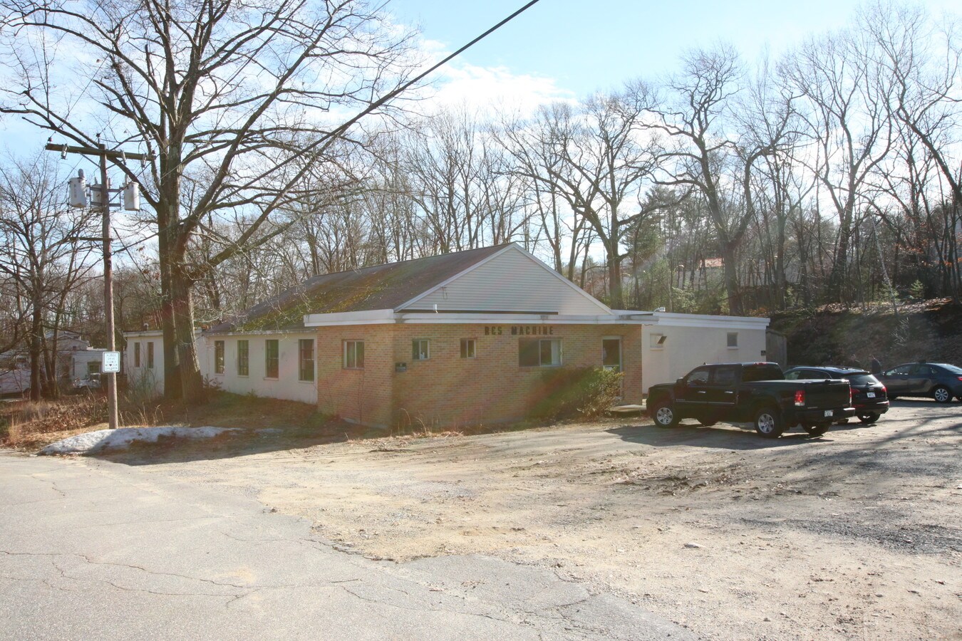 58 Monarch St, Leominster, MA 01453