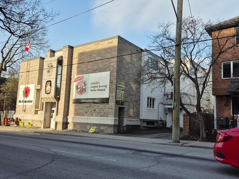 330 Kent St, Ottawa, ON for sale - Building Photo - Image 1 of 11
