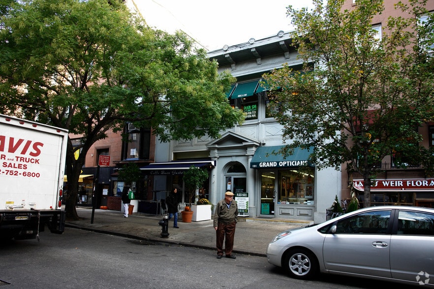 151 Montague St, Brooklyn, NY for lease - Primary Photo - Image 3 of 4