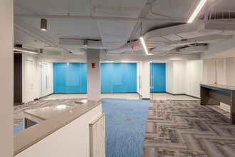 1055 Thomas Jefferson St NW, Washington, DC for lease Interior Photo- Image 2 of 5