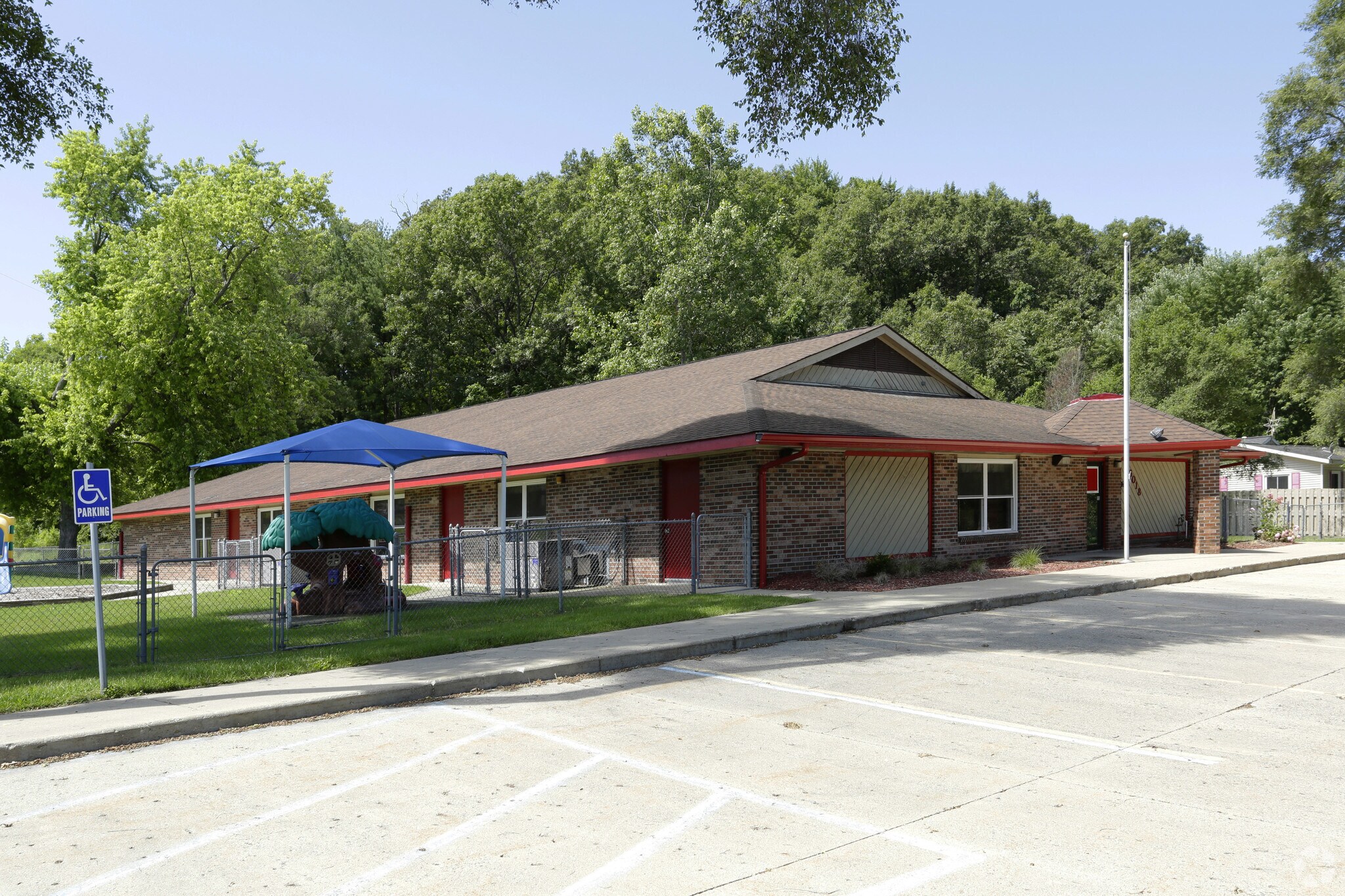 6018 Coit Ave NE, Grand Rapids, MI for sale Primary Photo- Image 1 of 1