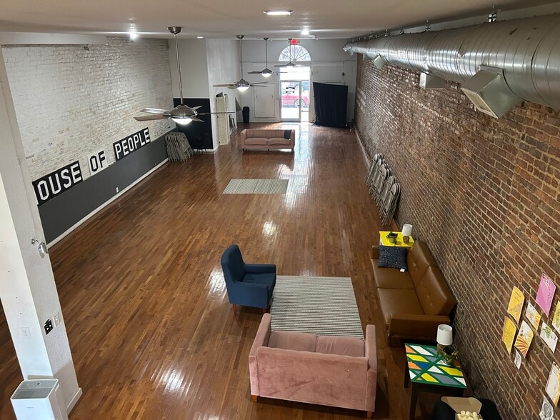 212 E Main St, Johnson City, TN for lease - Building Photo - Image 2 of 4