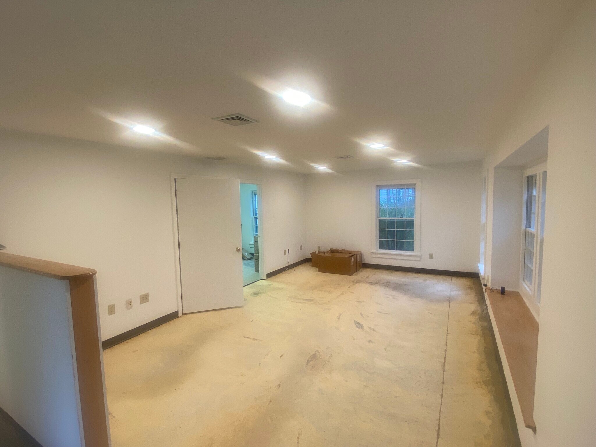 31 Old Nashua Rd, Amherst, NH 03031 Light Industrial/Office/Flex