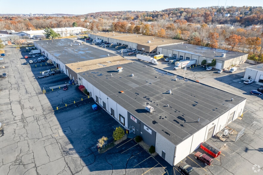 36 Sword St, Auburn, MA for lease - Building Photo - Image 3 of 6