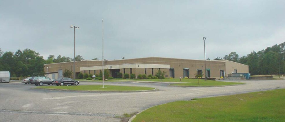 1950 Corporate Way, Sumter, SC for sale - Primary Photo - Image 1 of 1