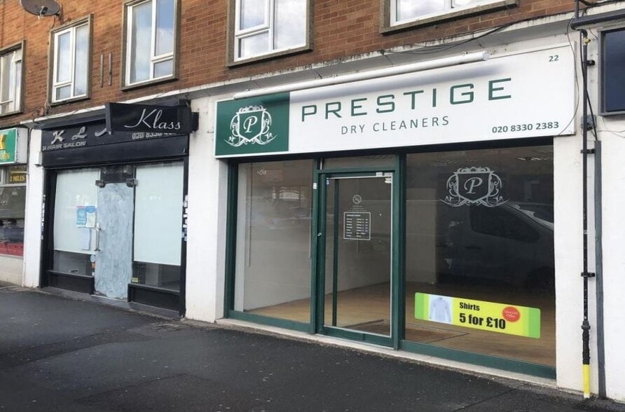 22 Central Rd, Worcester Park for sale - Primary Photo - Image 1 of 1