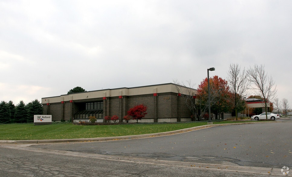 750 E 40th St, Holland, MI for sale - Building Photo - Image 2 of 4