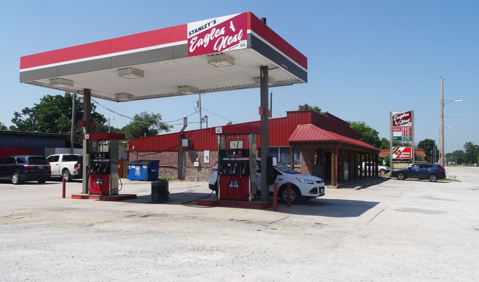 2 SW 1st St, Afton, OK 74331