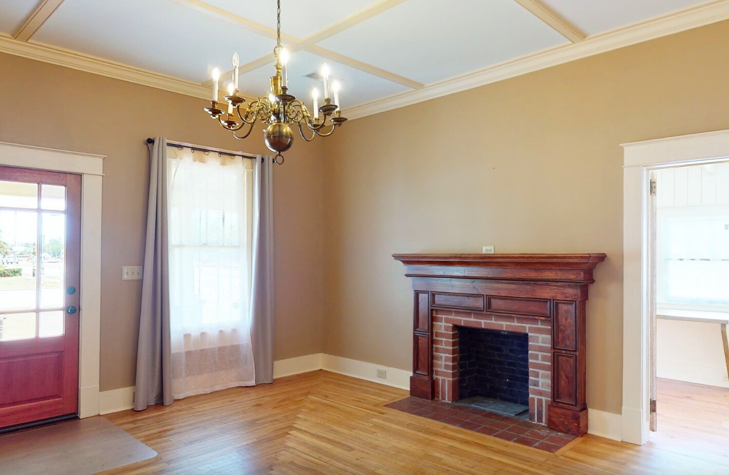 111 West Orange St, Jesup, GA for lease Interior Photo- Image 1 of 11
