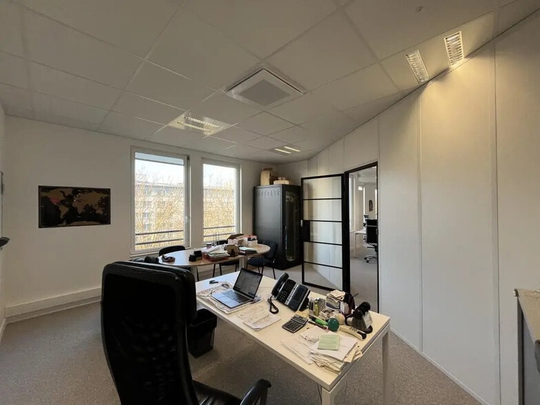 Boulevard Du Grand Fossé, Chessy for lease - Building Photo - Image 3 of 5