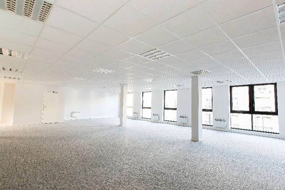 Courbevoie, HDS 92400 -  -  - Interior Photo - Image 1 of 4