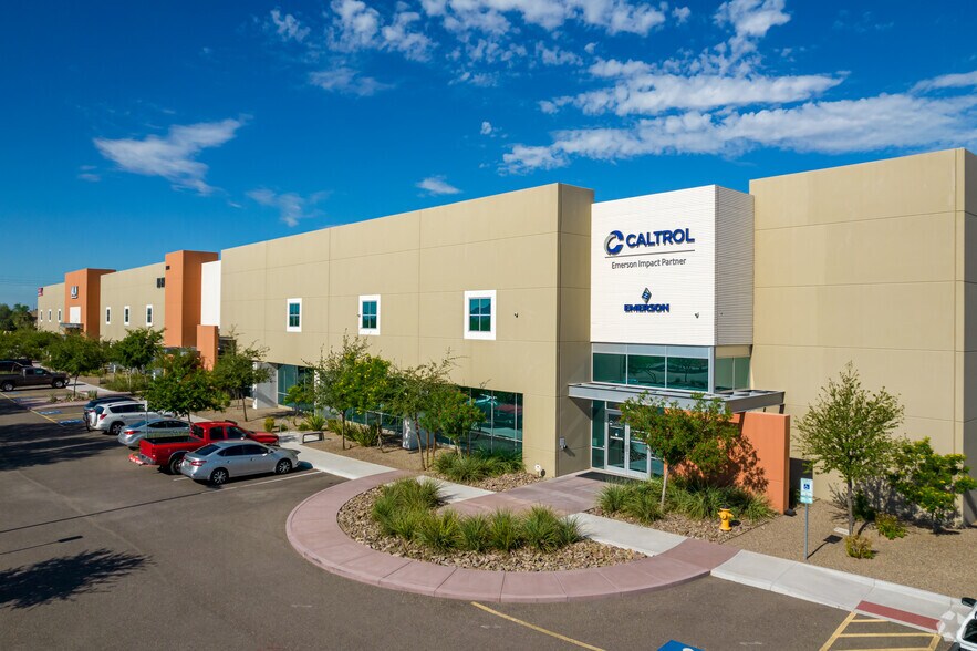 2900 S Gilbert Rd, Chandler, AZ for sale - Primary Photo - Image 1 of 1