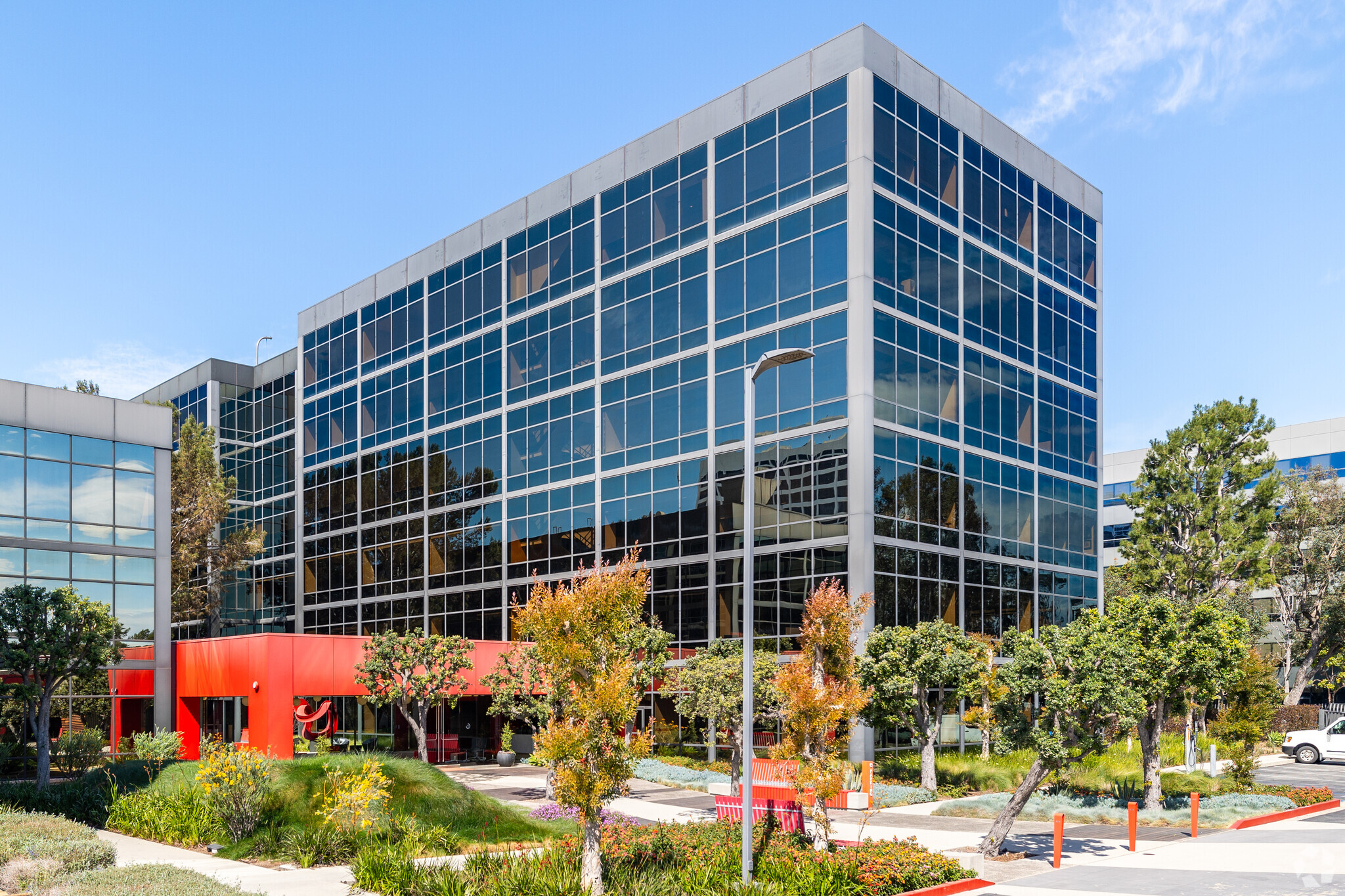 2100 E Grand Ave, El Segundo, CA for sale Primary Photo- Image 1 of 1