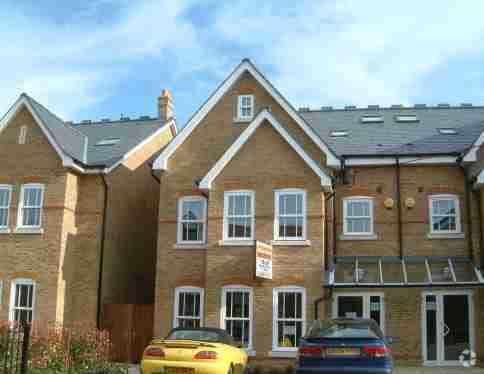 2 Claremont Rd, Teddington for sale Primary Photo- Image 1 of 1