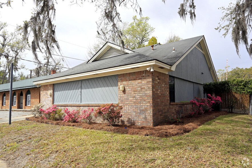 2101 Price St, Savannah, GA for sale - Primary Photo - Image 1 of 1