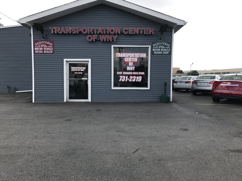 2242 Niagara Falls Blvd, Niagara Falls, NY for sale - Building Photo - Image 1 of 1