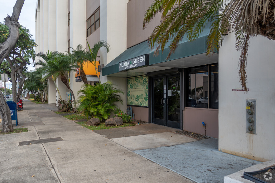 1314 S King St, Honolulu, HI for lease - Building Photo - Image 3 of 7