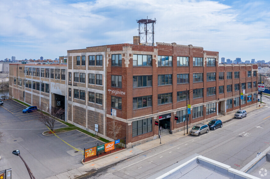 2211 N Elston Ave, Chicago, IL for lease - Building Photo - Image 1 of 4