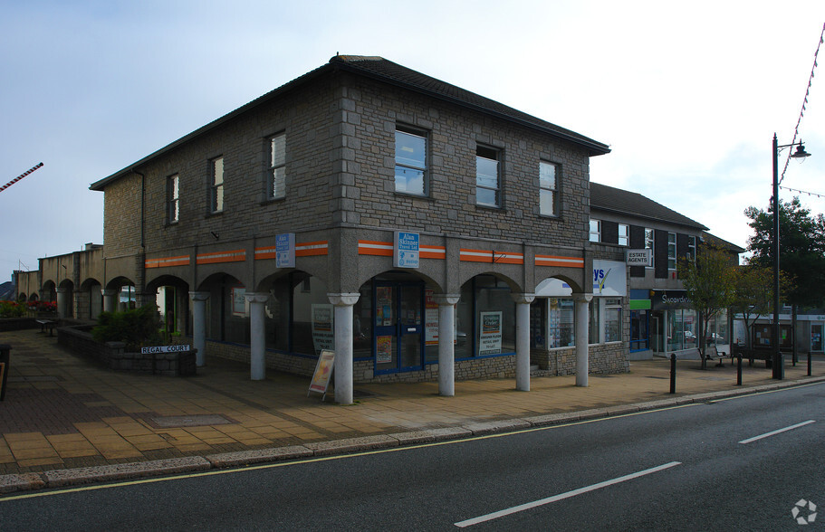 Fore St, Saltash for lease - Primary Photo - Image 1 of 6