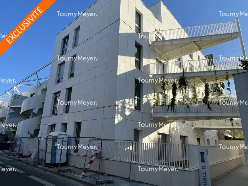 Location Bureaux 110 m² - Photo 1