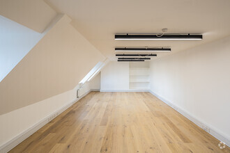 18 Victoria Park Sq, London for lease Interior Photo- Image 2 of 6