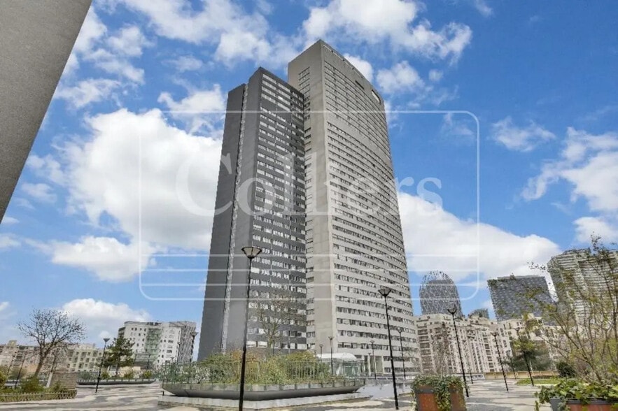 20 Ter Rue De Bezons, Courbevoie for lease - Building Photo - Image 2 of 5