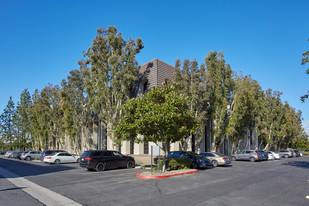 Cerritos Professional Center - Loft