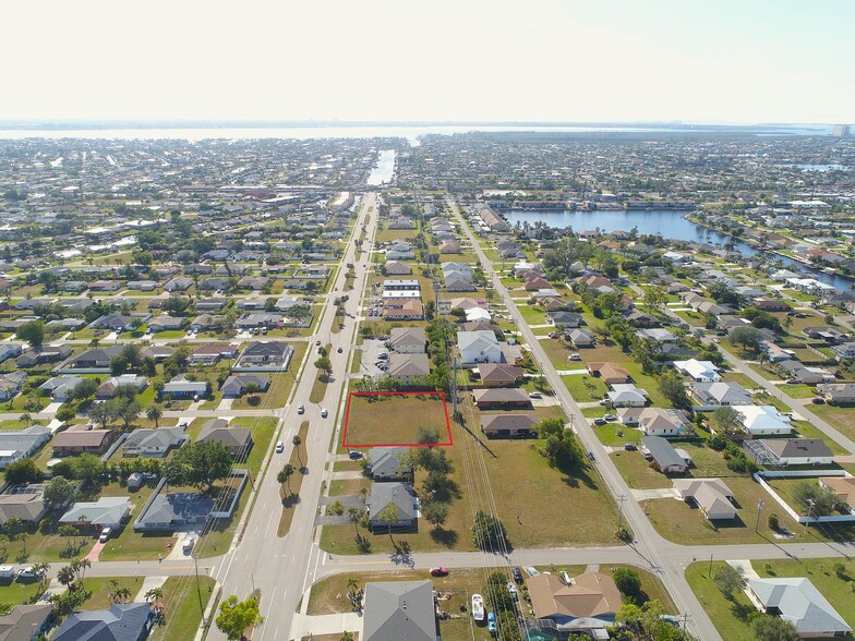 4412 Santa Barbara Blvd, Cape Coral, FL for sale - Building Photo - Image 3 of 20