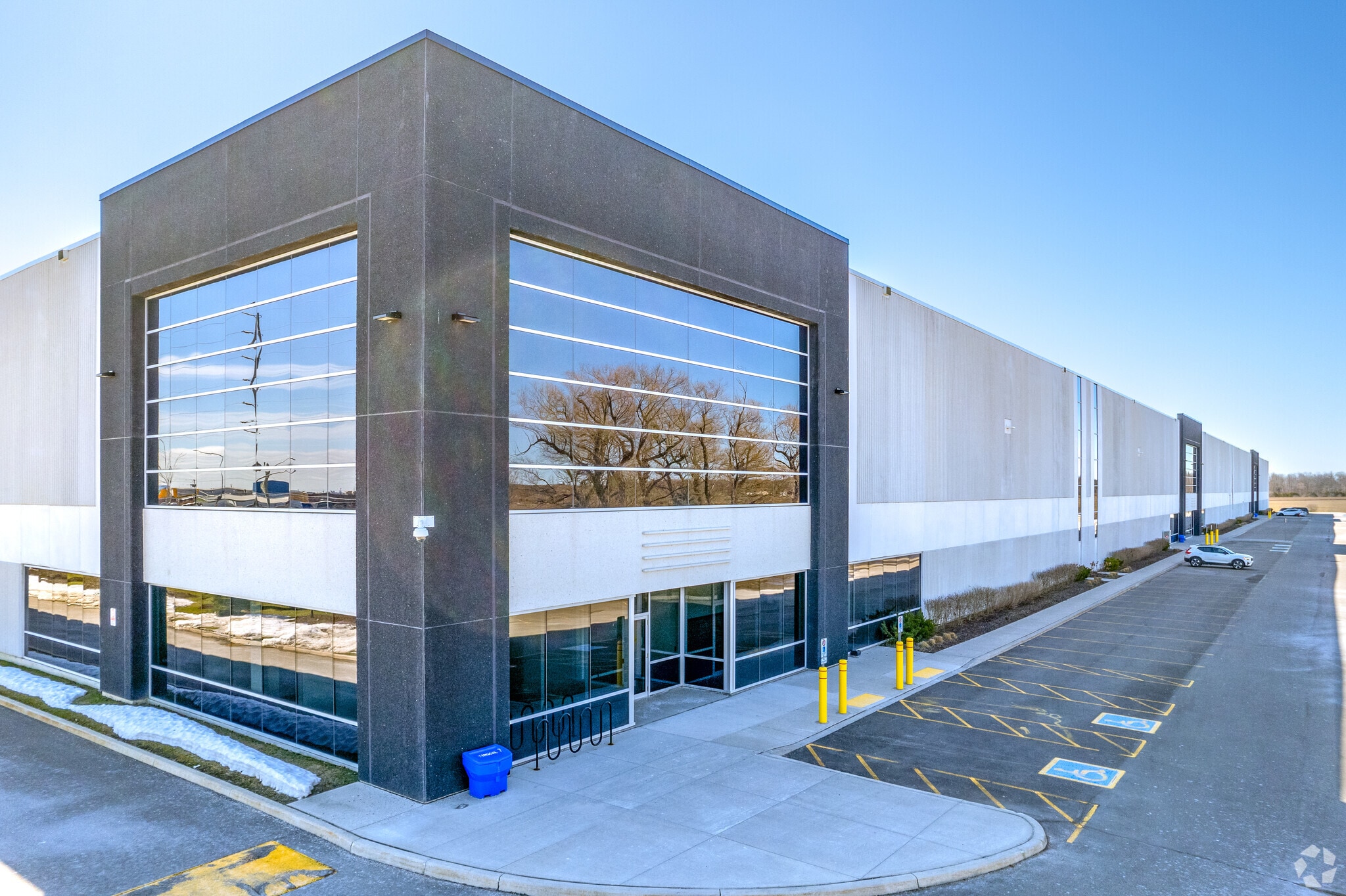 12880 Coleraine Dr, Caledon, ON for lease Building Photo- Image 1 of 3